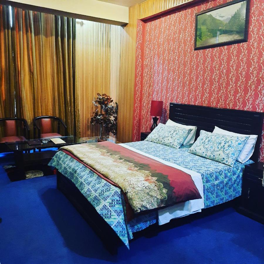 רוואלפינדי Divine Hotel מראה חיצוני תמונה