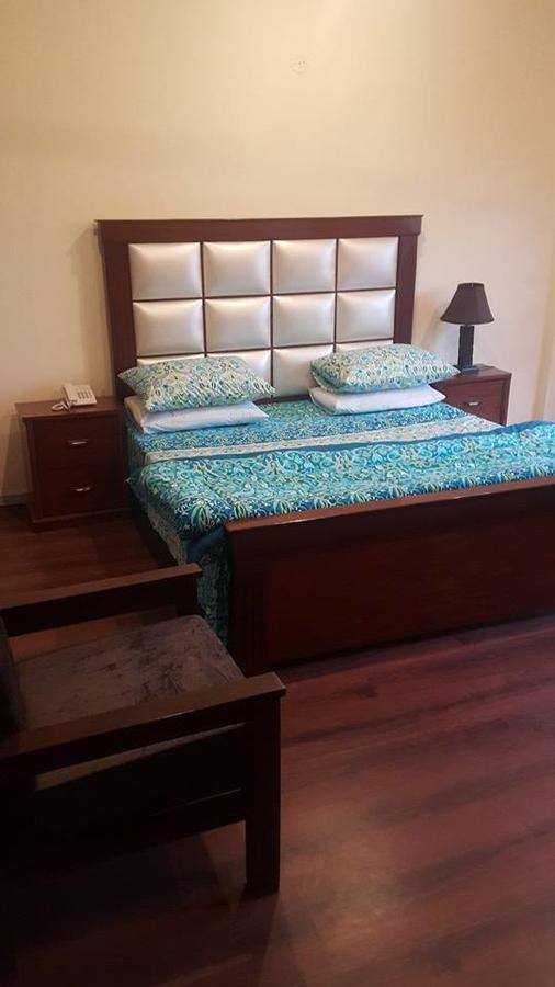רוואלפינדי Divine Hotel מראה חיצוני תמונה